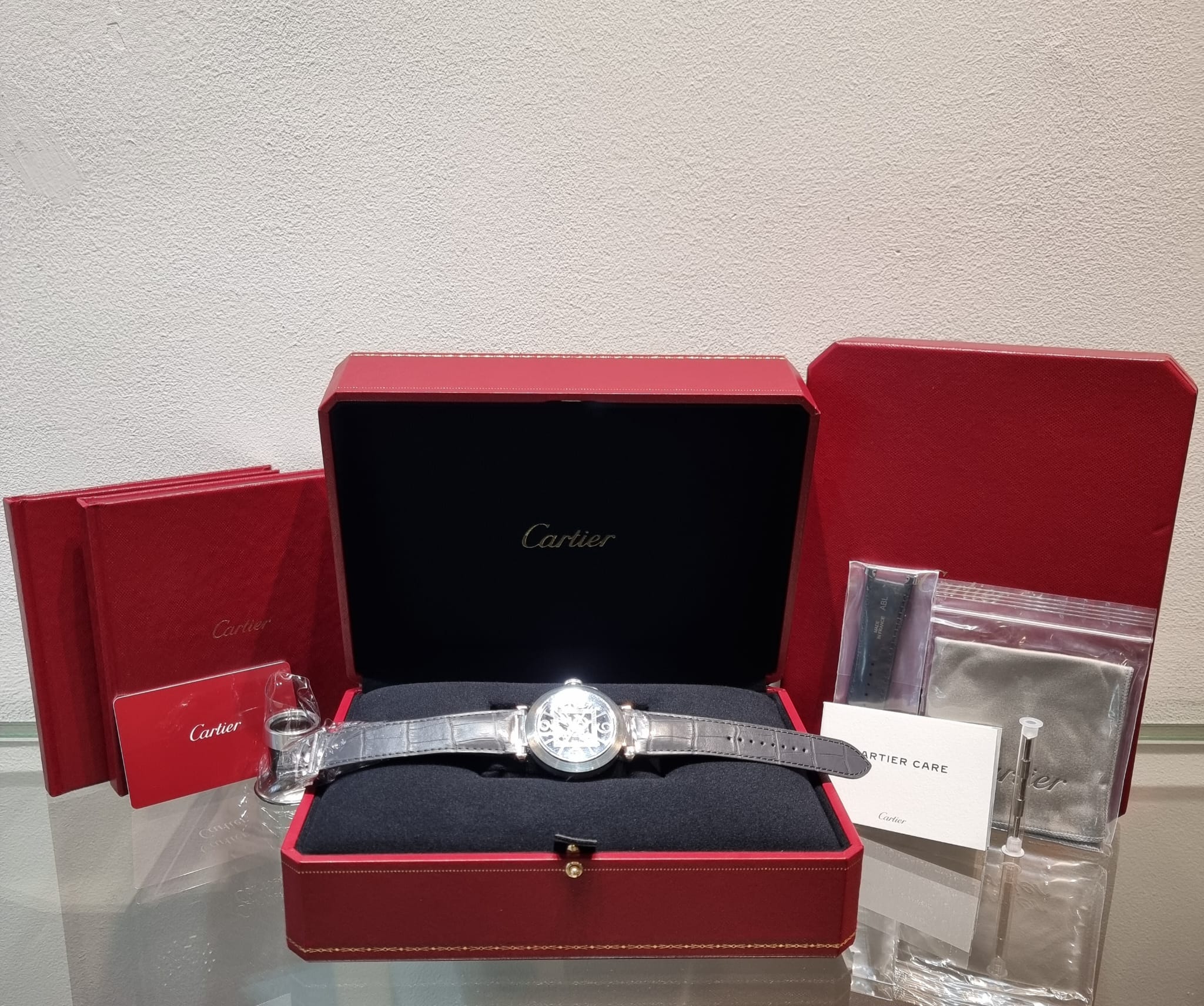 Cartier pendulum on sale watches price