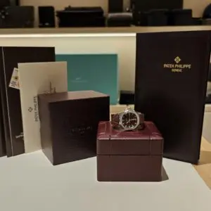 Patek Philippe 35.6mm Ladies Aquanaut Luce Burgundy Dial Steel front